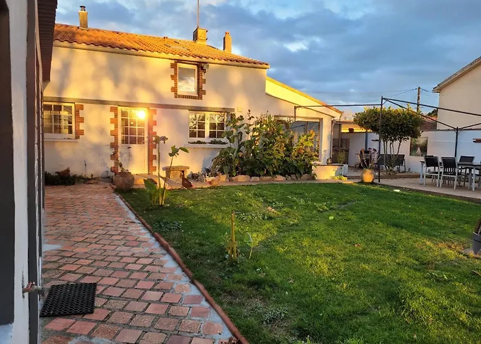 La Genotiere Nocleg ze śniadaniem 3*